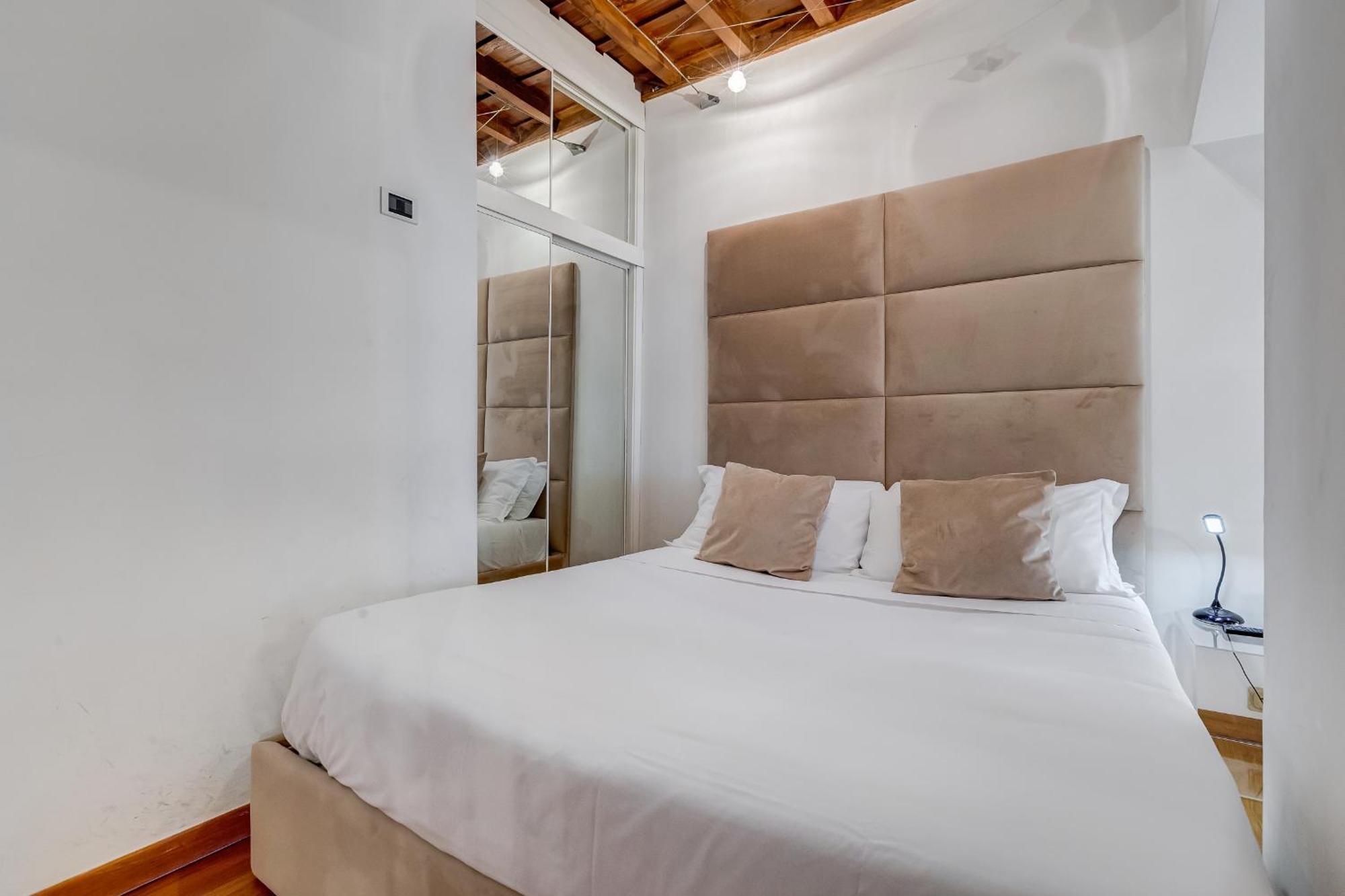 Barberini Exclusive Loft Apartment โรม ภายนอก รูปภาพ